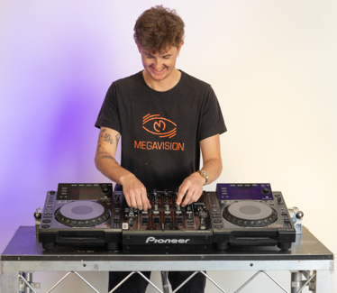 #4 – Mix it DJ! - Image 4